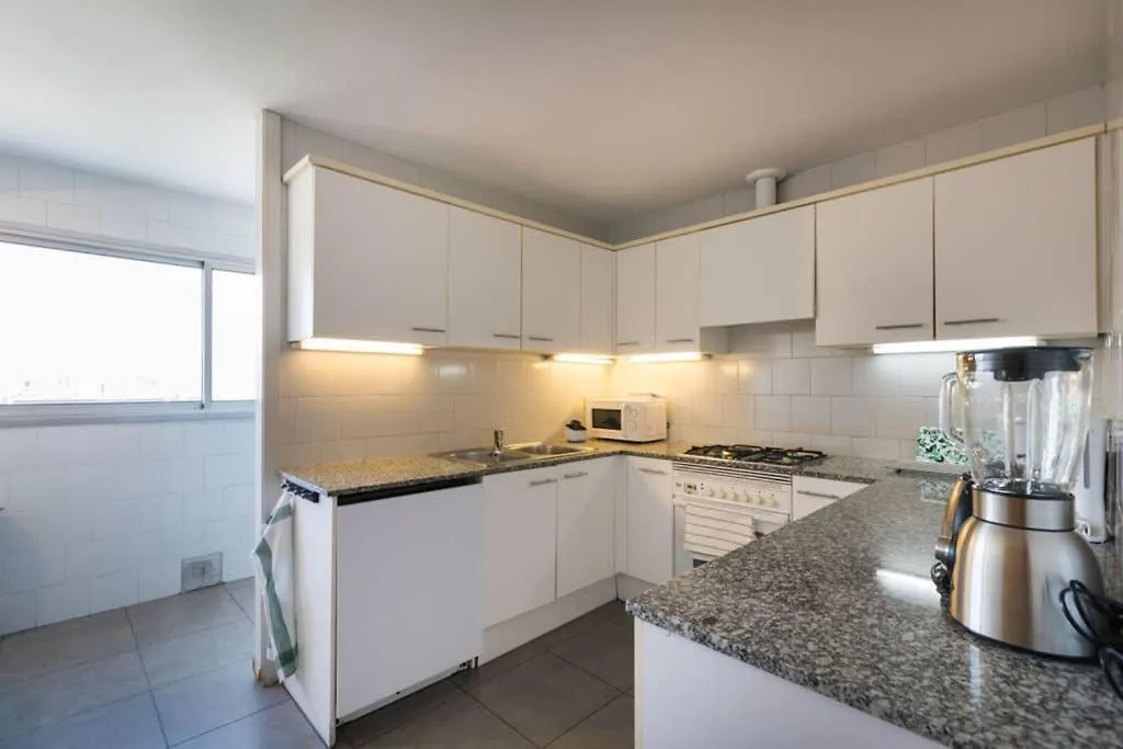 Sea Views & City Skyline Barcelona Apartment