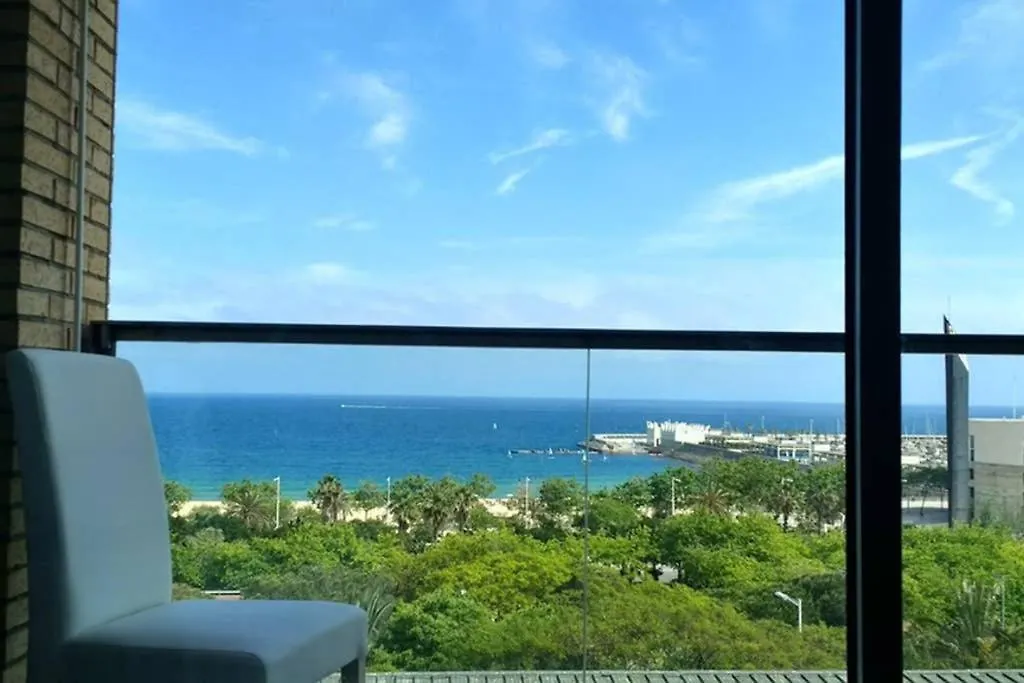 Sea Views & City Skyline Barcelona Apartment